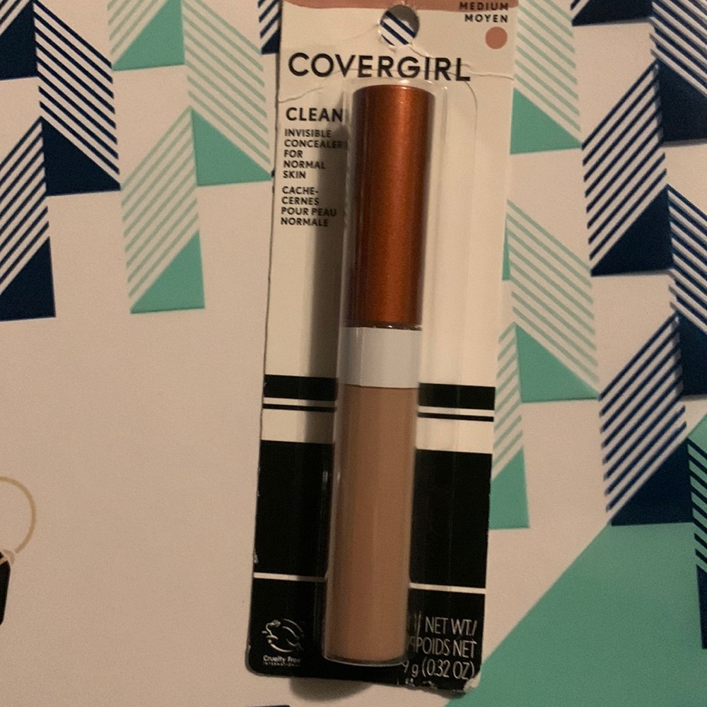 Clean in visible concealer
